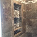 shower-with-shelves-accent-tile